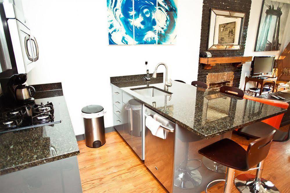 Your Home In Harlem Нью-Йорк Экстерьер фото